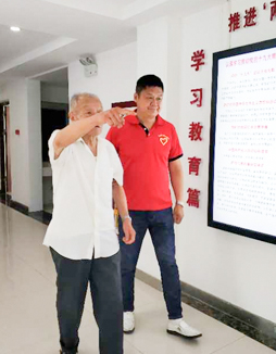 愛心助學-我們一直在路上{旭瑞網業(yè)} 關于絲印網紗的選購與應用